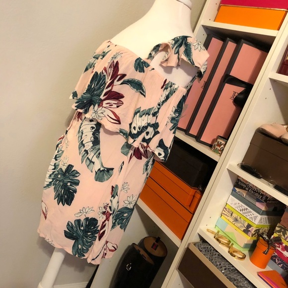 Blush Palm Print Off the Shoulder Romper - Picture 5 of 8